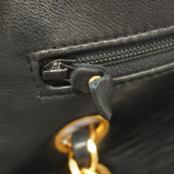 Chanel Shoulder Bag V-stitched Lambskin Black Gold Hardware Women - Picture 9 of 10